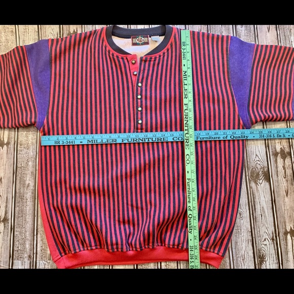 Vintage Crewneck for crazy college kids - Picture 6 of 6